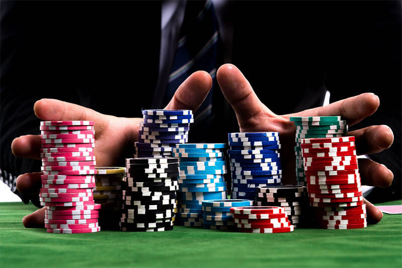Poker là một trong những trò chơi bài thu hút đông đảo tín đồ nhất trong các thể loại bài